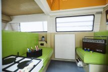 Volkswagen Transporter T2 van Lego