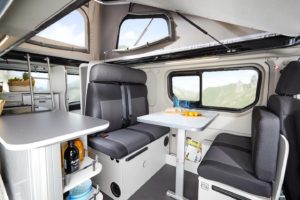 Ahorn Van Big City buscamper met badkamer