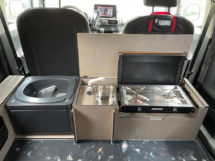 Elektrische buscamper van Outbase Campervans