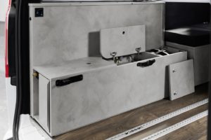 Dethleffs Glovean buscamper op basis van Ford Transit Custom